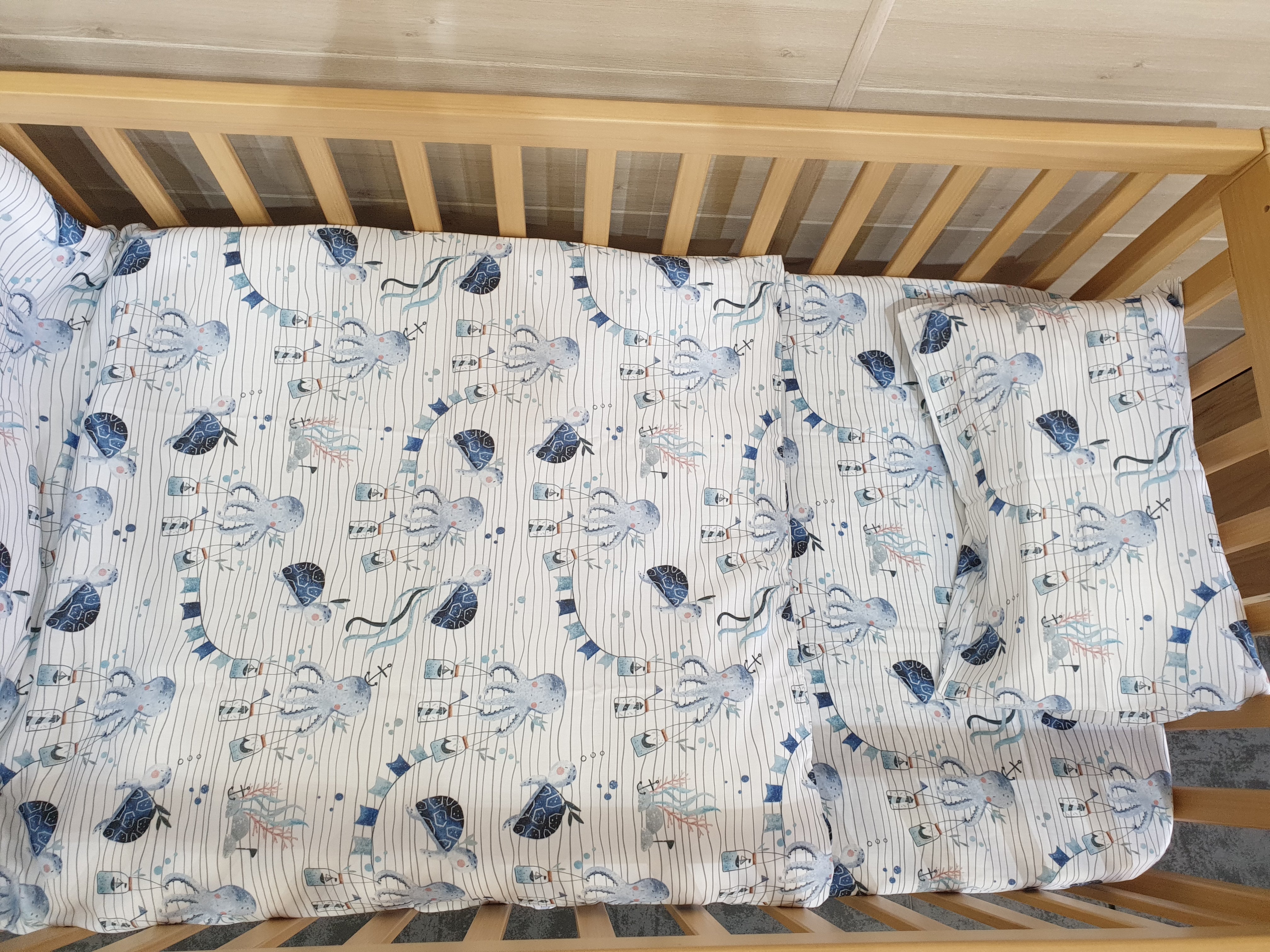 Jelly fish bedding set