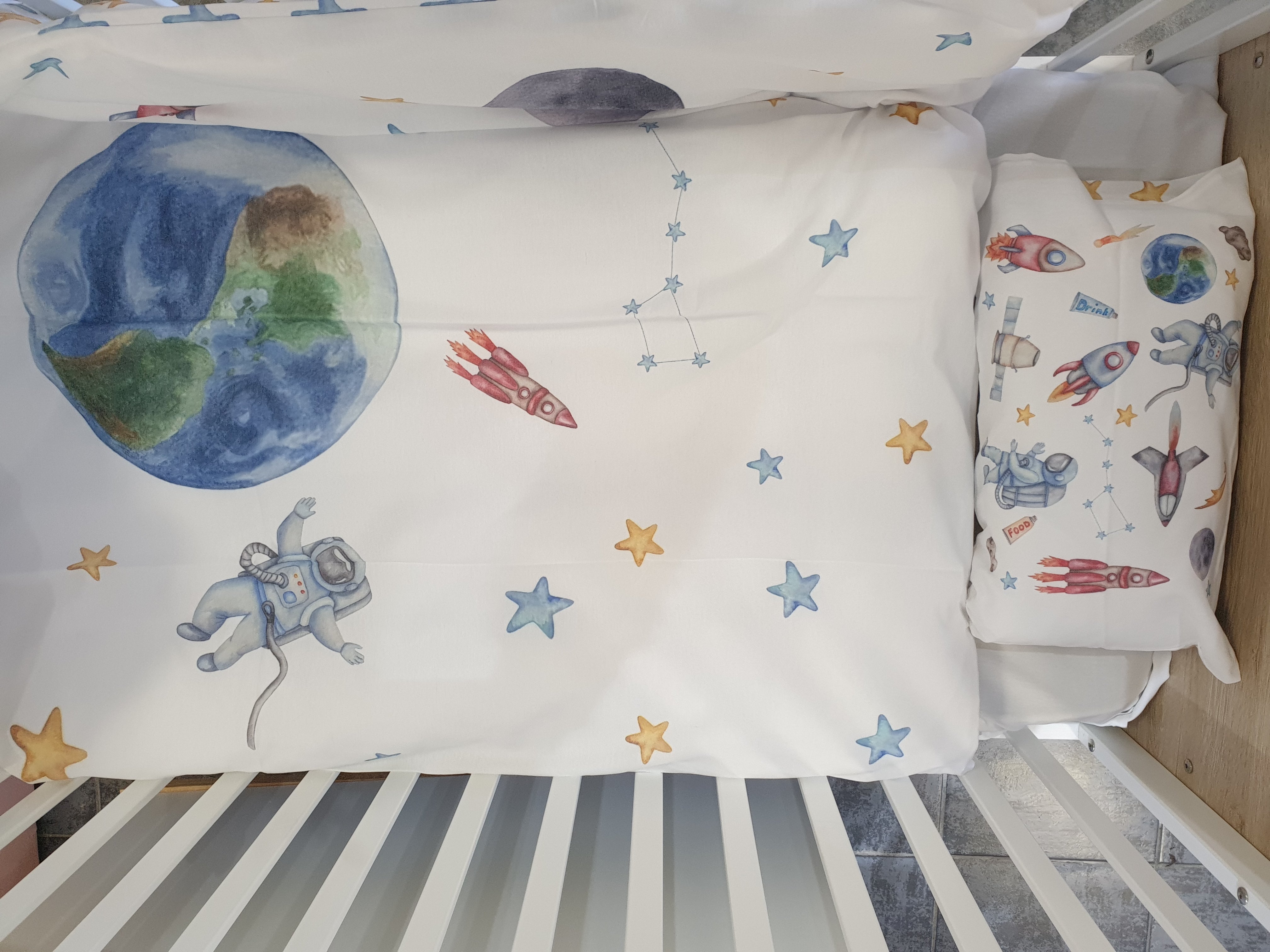 Astronaut bedding set