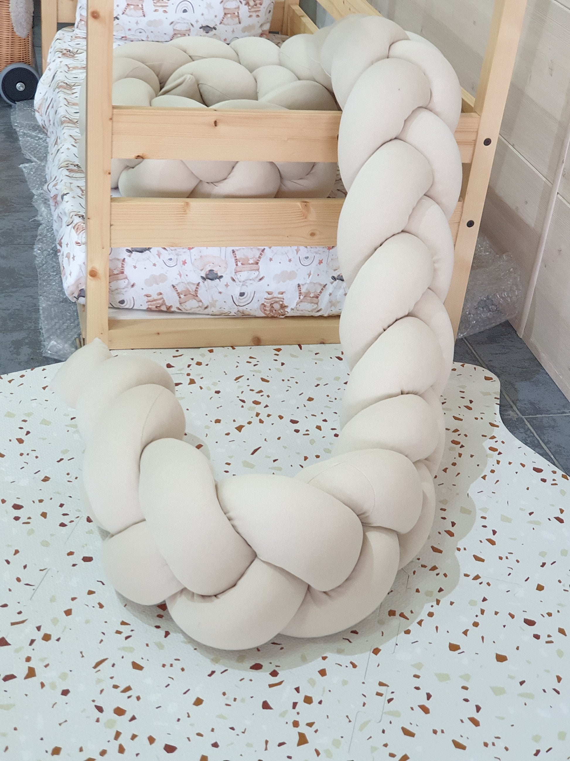 Premium Braided Crib