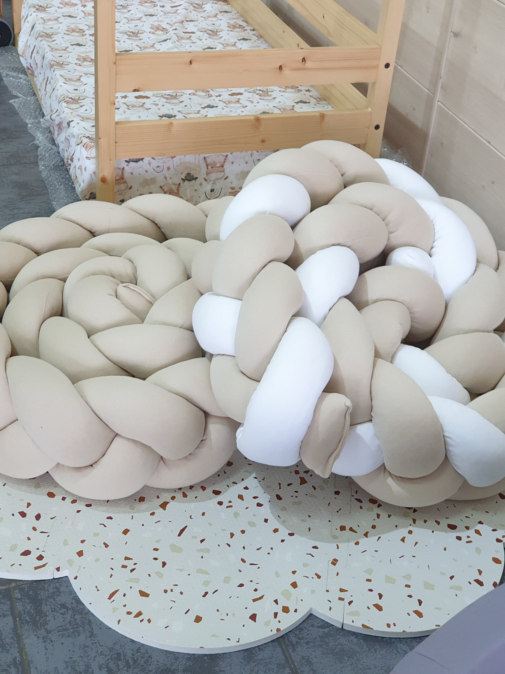 Premium Braided Crib