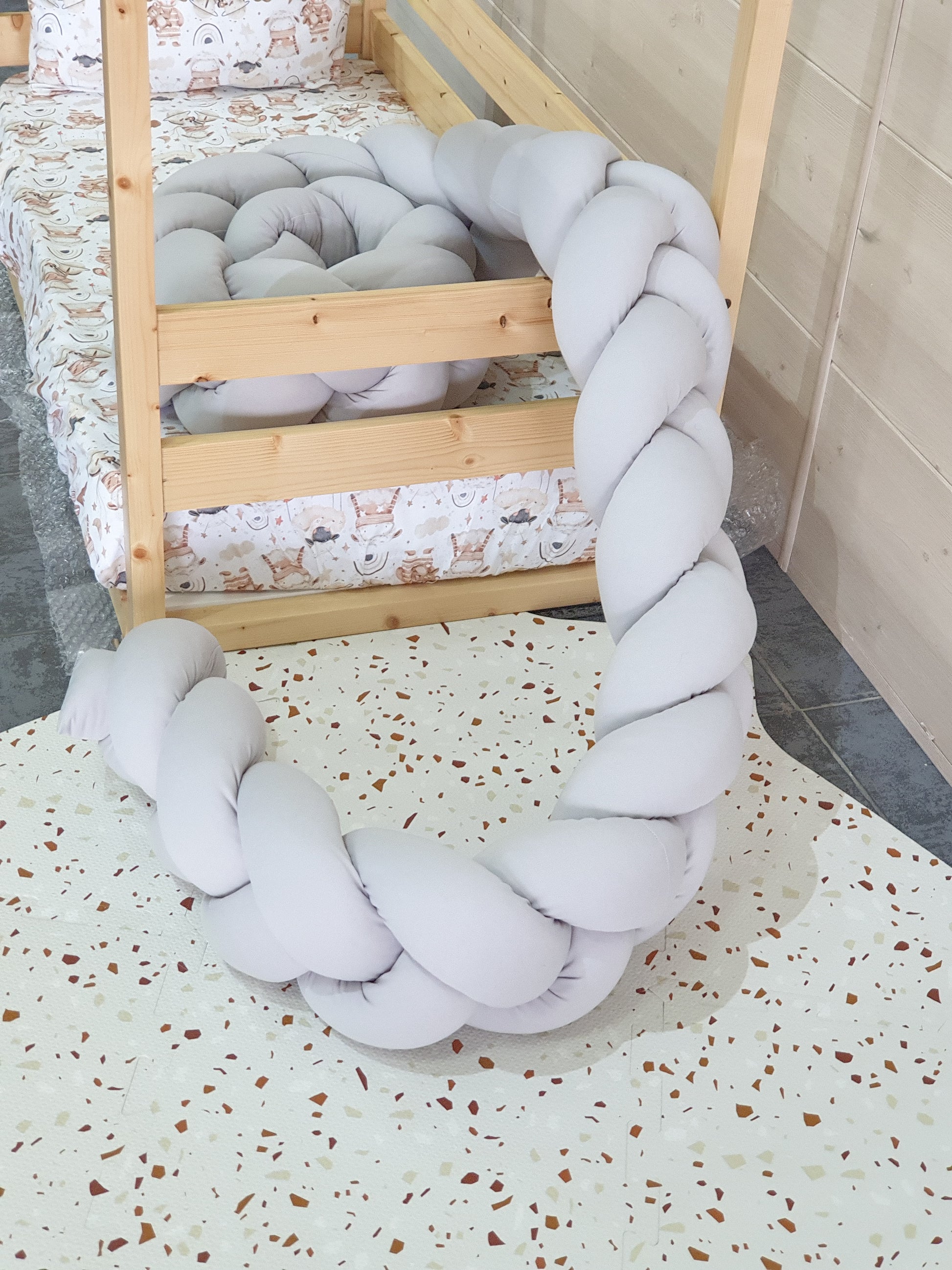 Premium Braided Crib