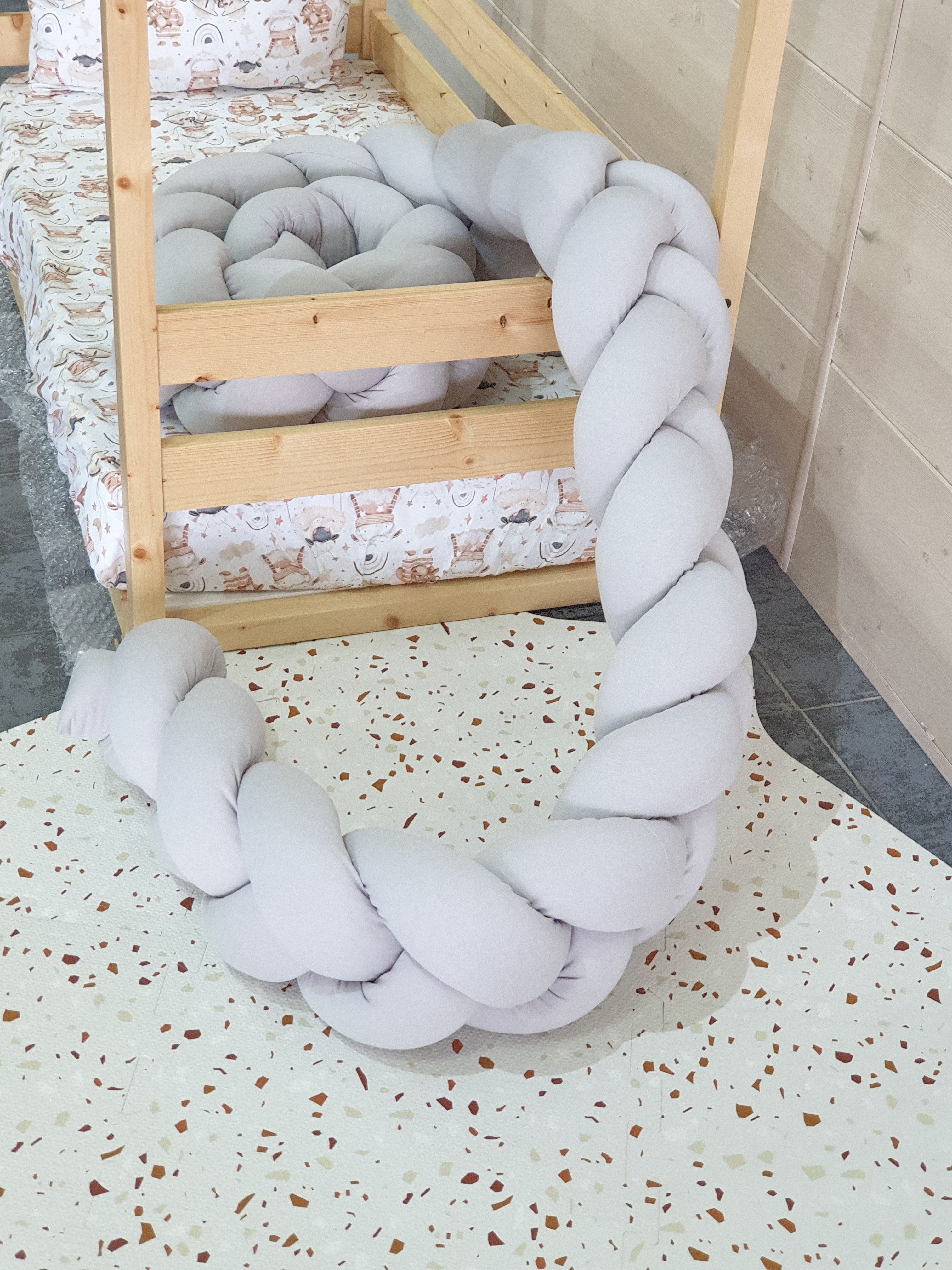 Premium Braided Crib