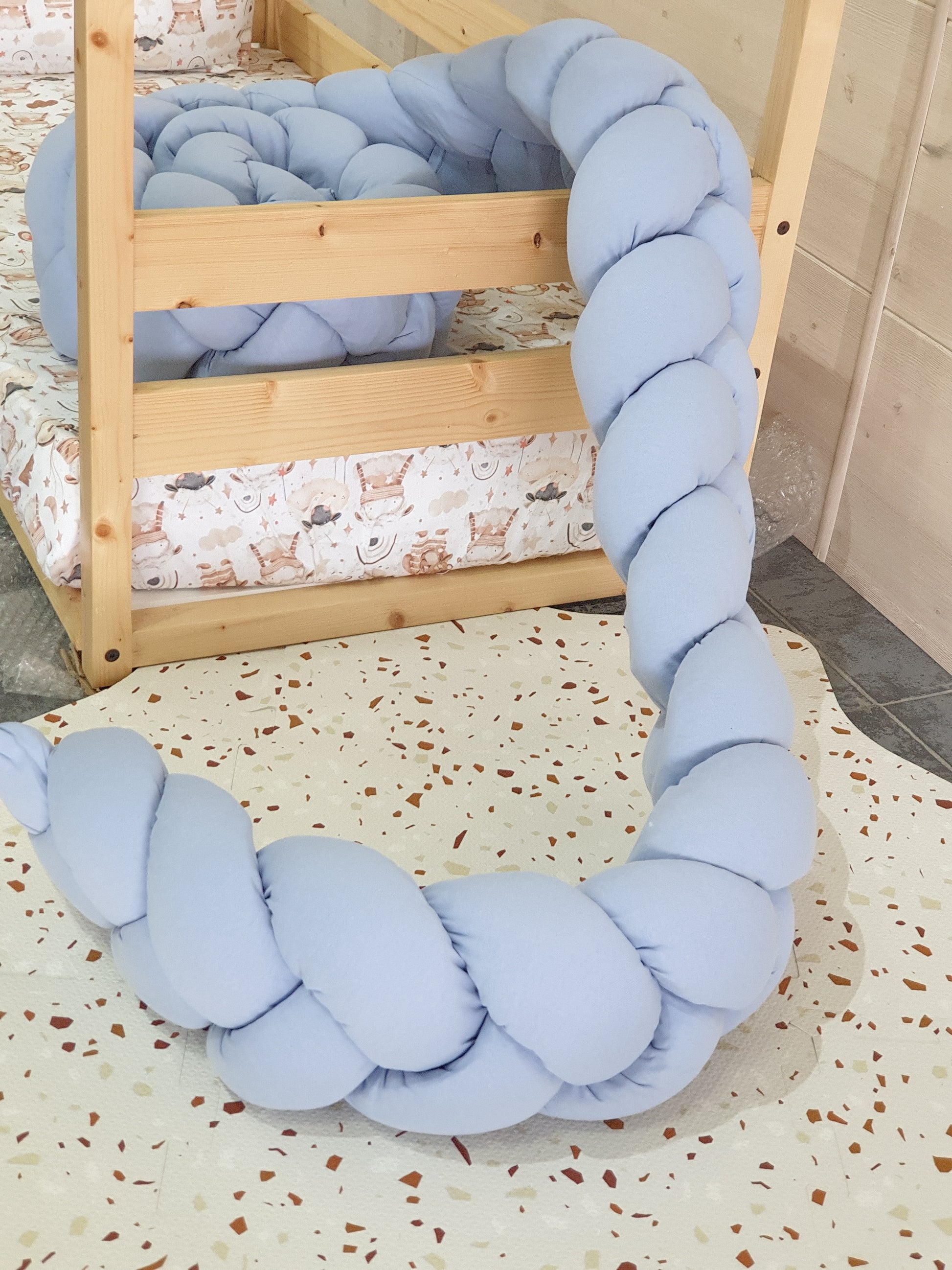 Premium Braided Crib