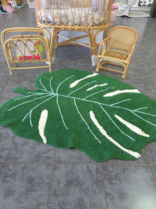 Leaf rug