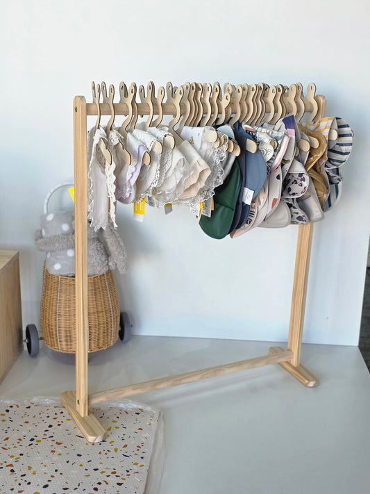 Wood Hang