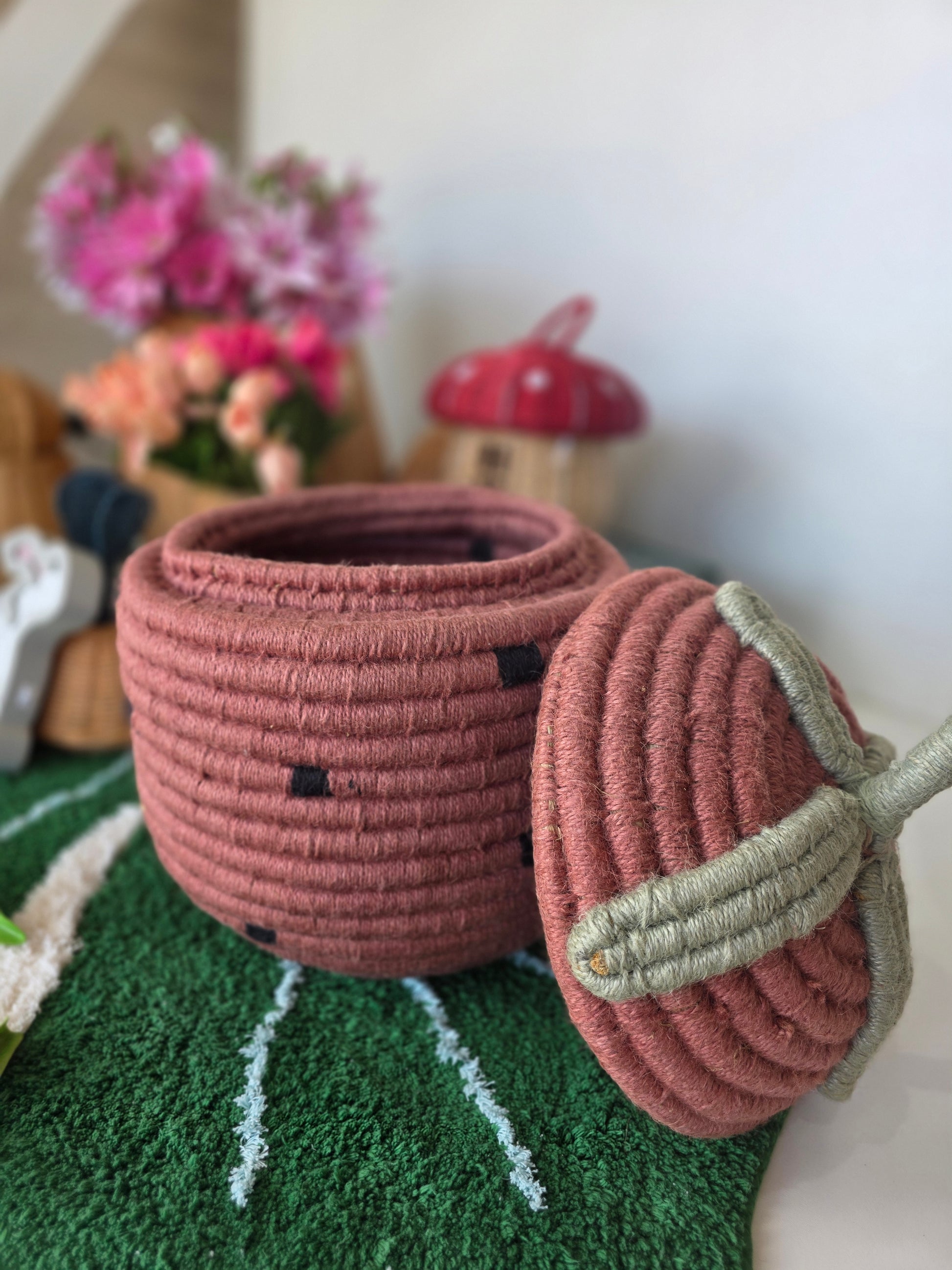 Strawberry basket
