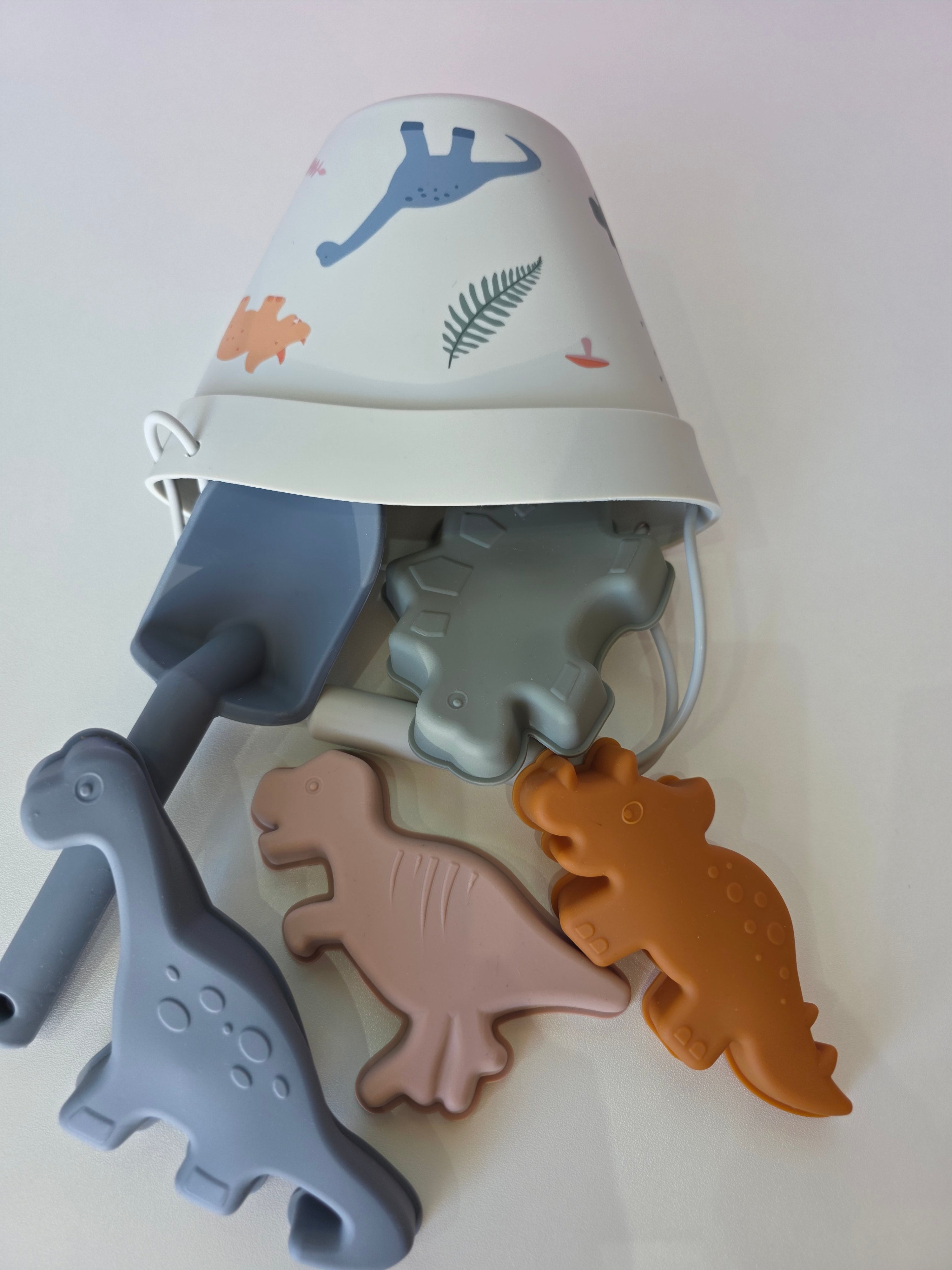 Dino Silicone Bucket