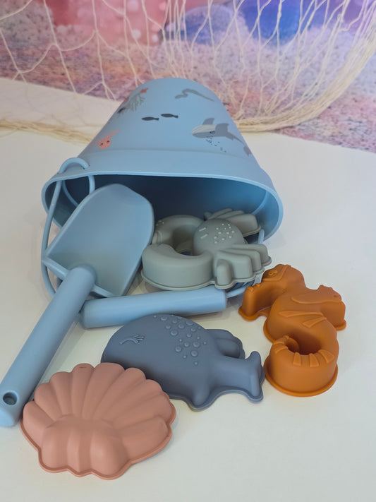 Whale Silicone Bucket