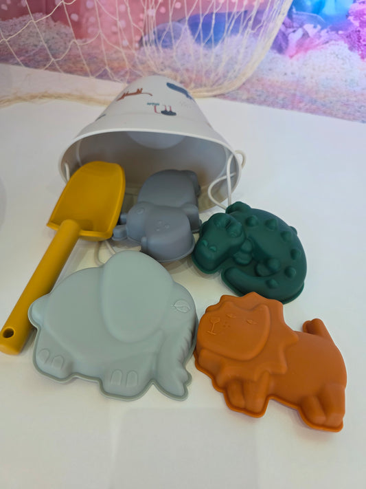 Safari Silicone Bucket
