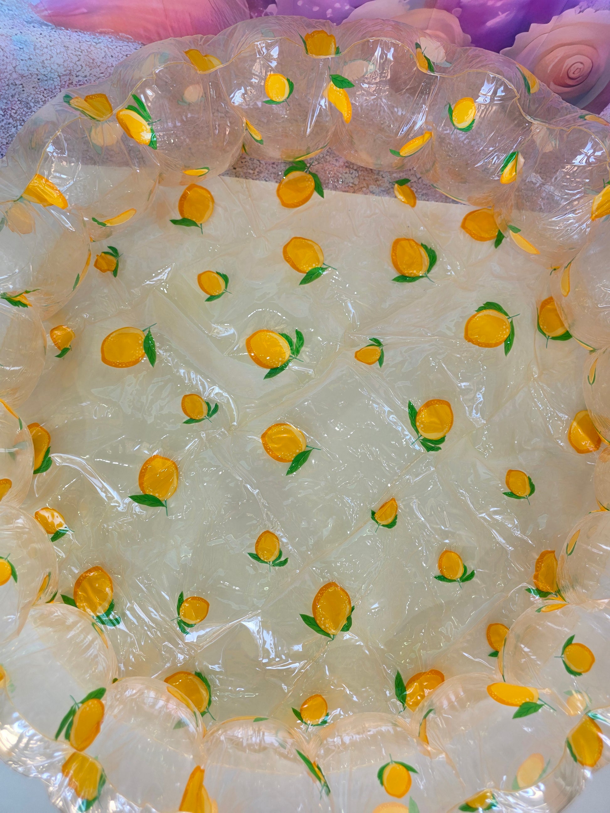 Lemon pool