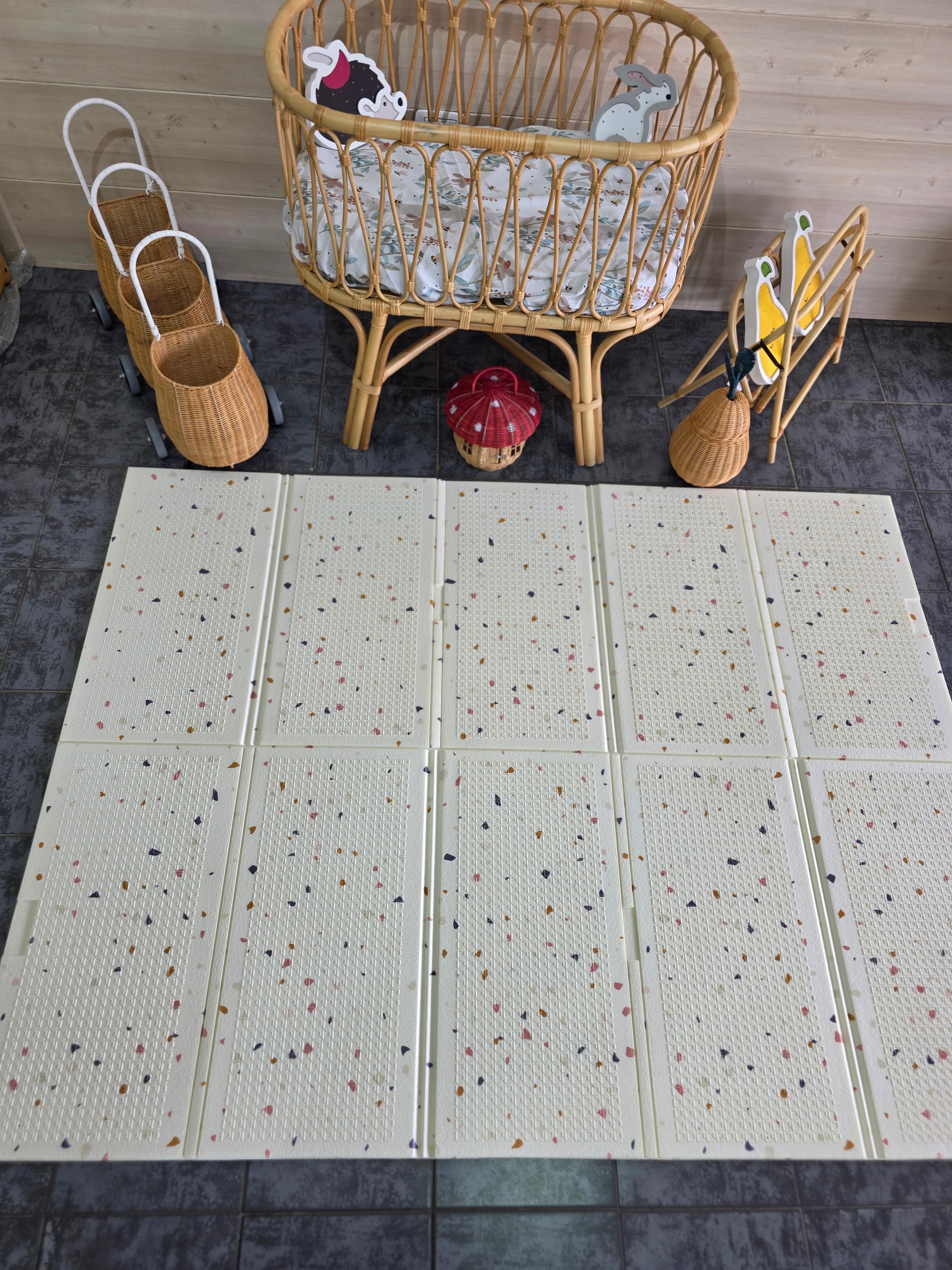 Double Sided Foldable Mat