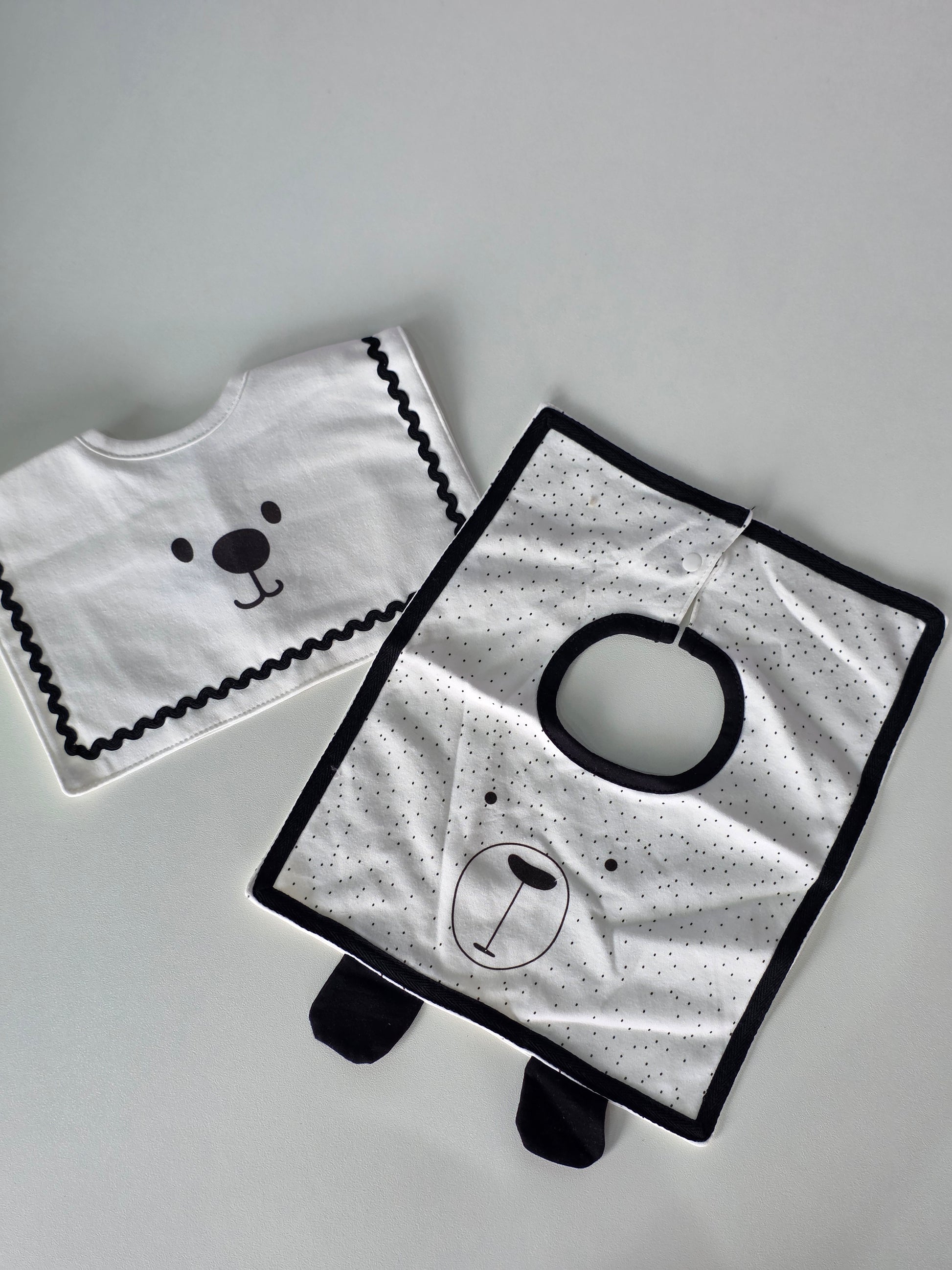 Dotted Bear Bib