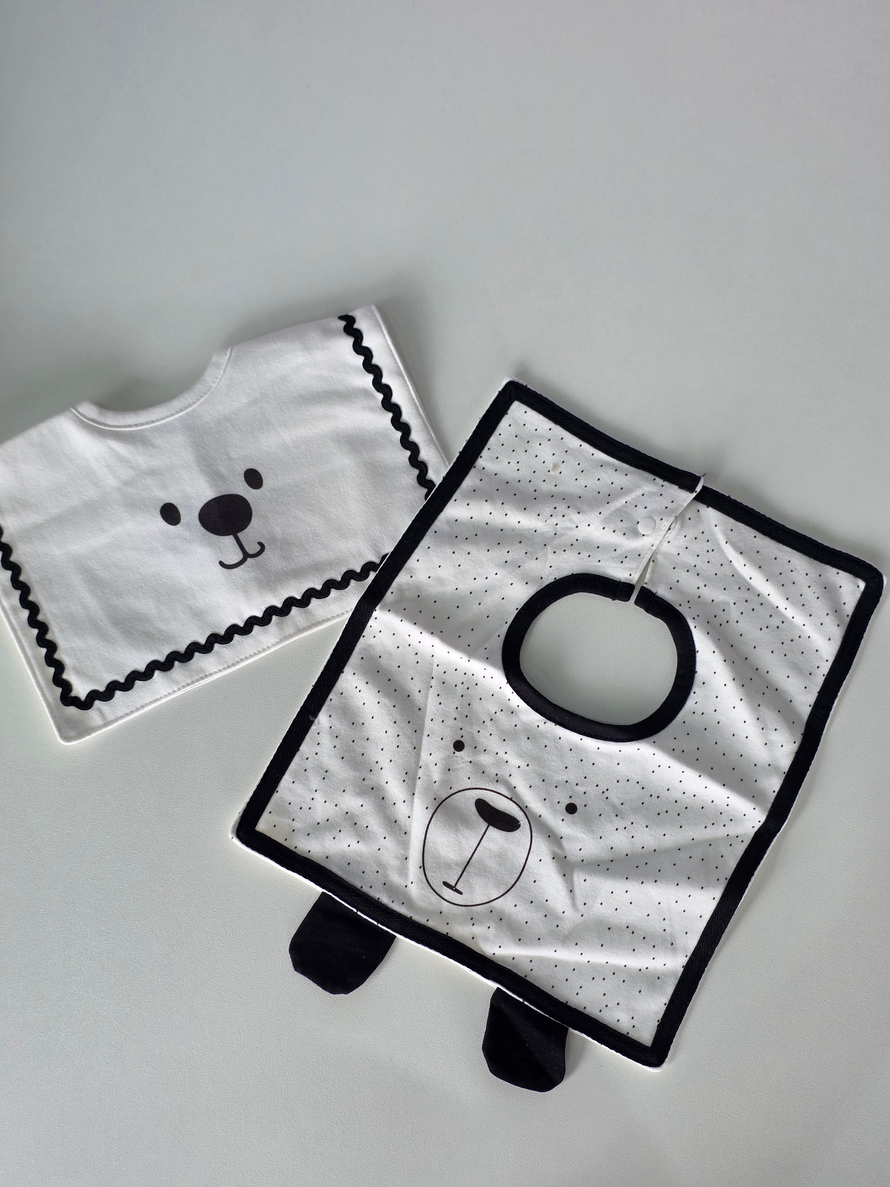 Dotted Bear Bib