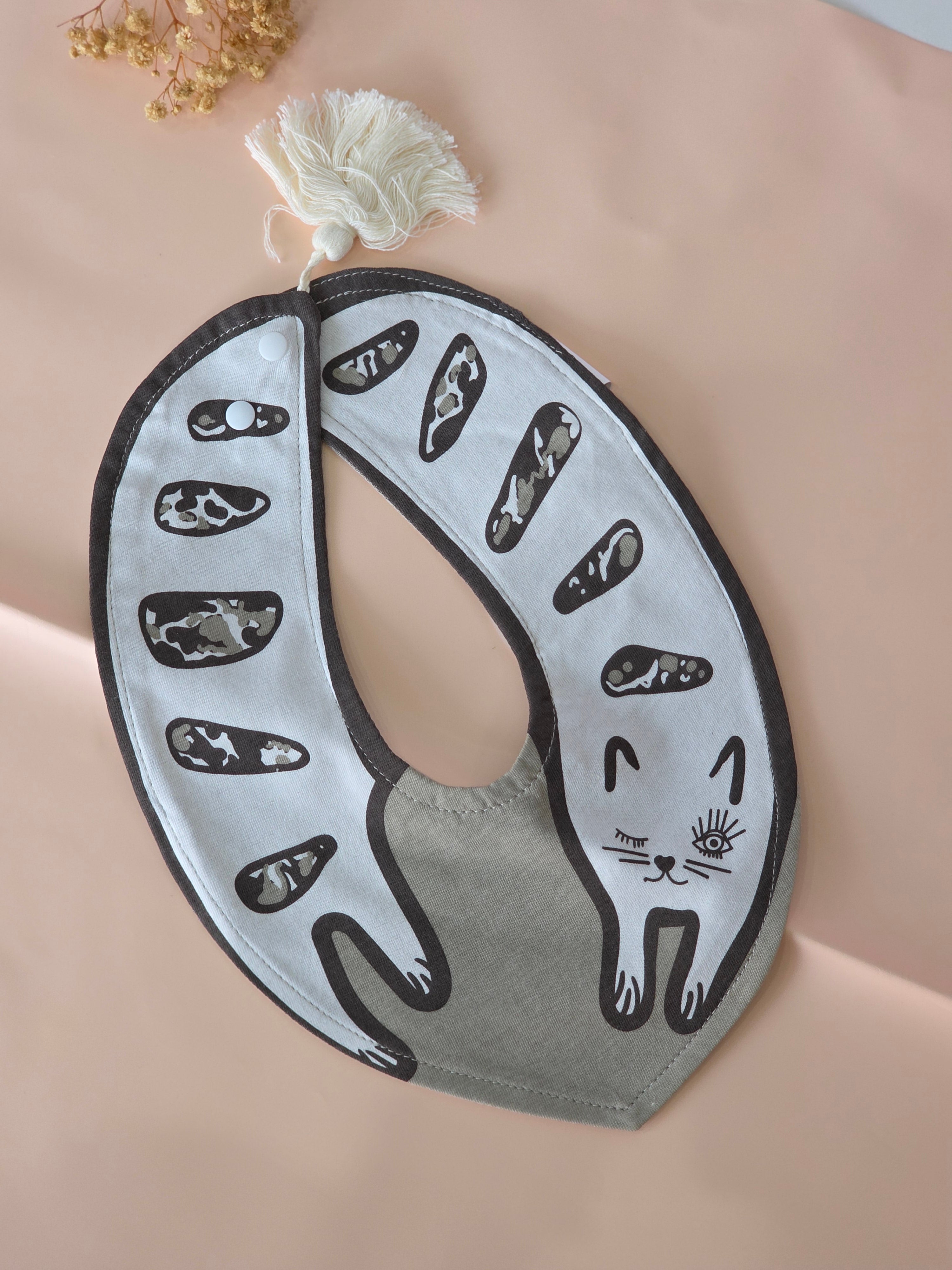 Kitty Bib