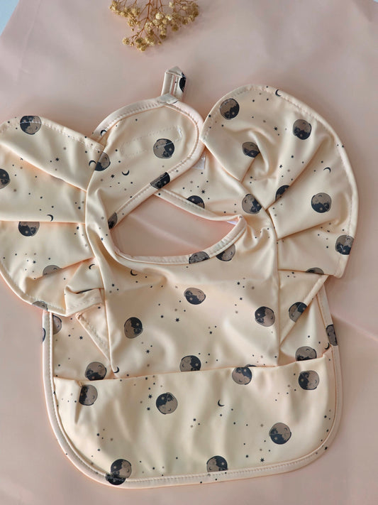 Moon Bib